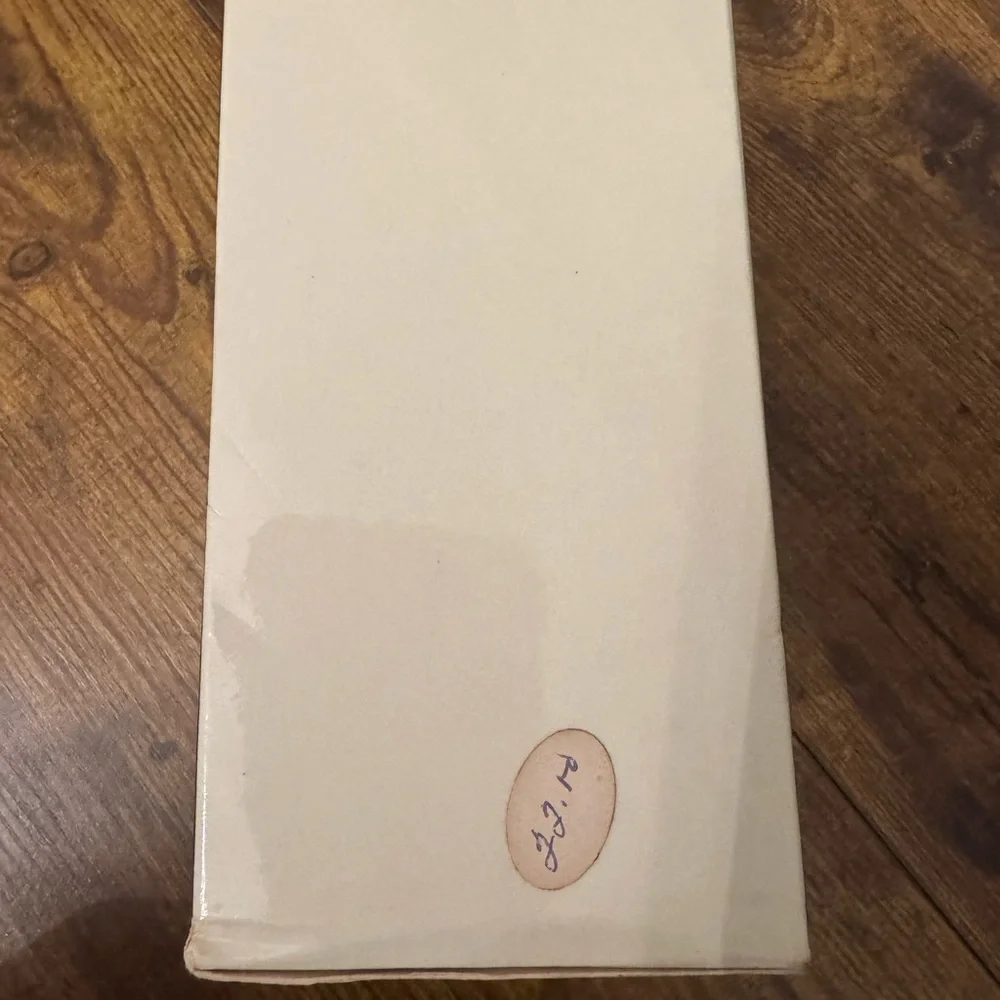 Yendi Capucci‎ Paris Bath Powder 6oz Vintage 1970s Puff Box Unused